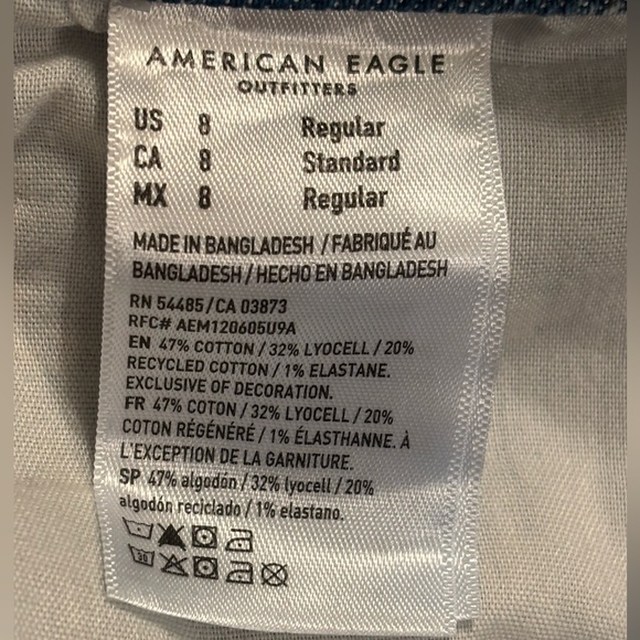 NWOT American Eagle Stretch Barrel Jeans in Skylight Size 8 - Picture 11 of 14